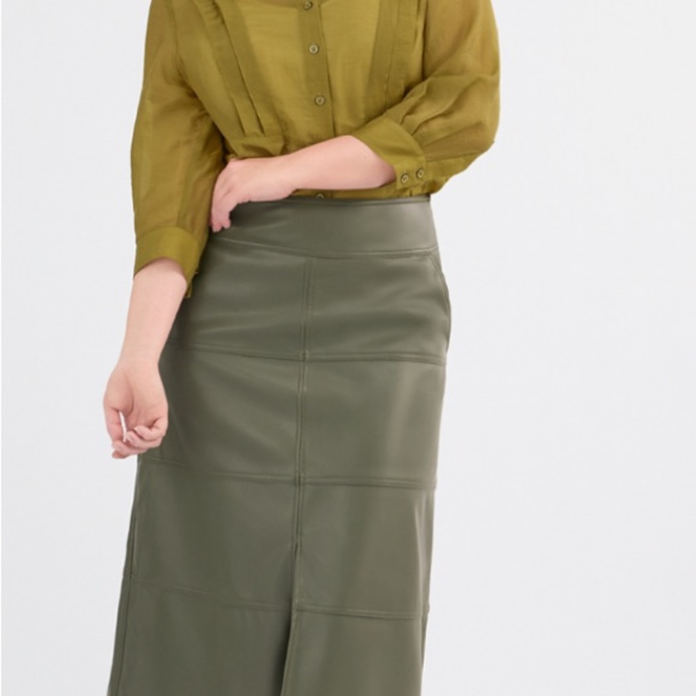 CAbi Kick It Skirt #4765